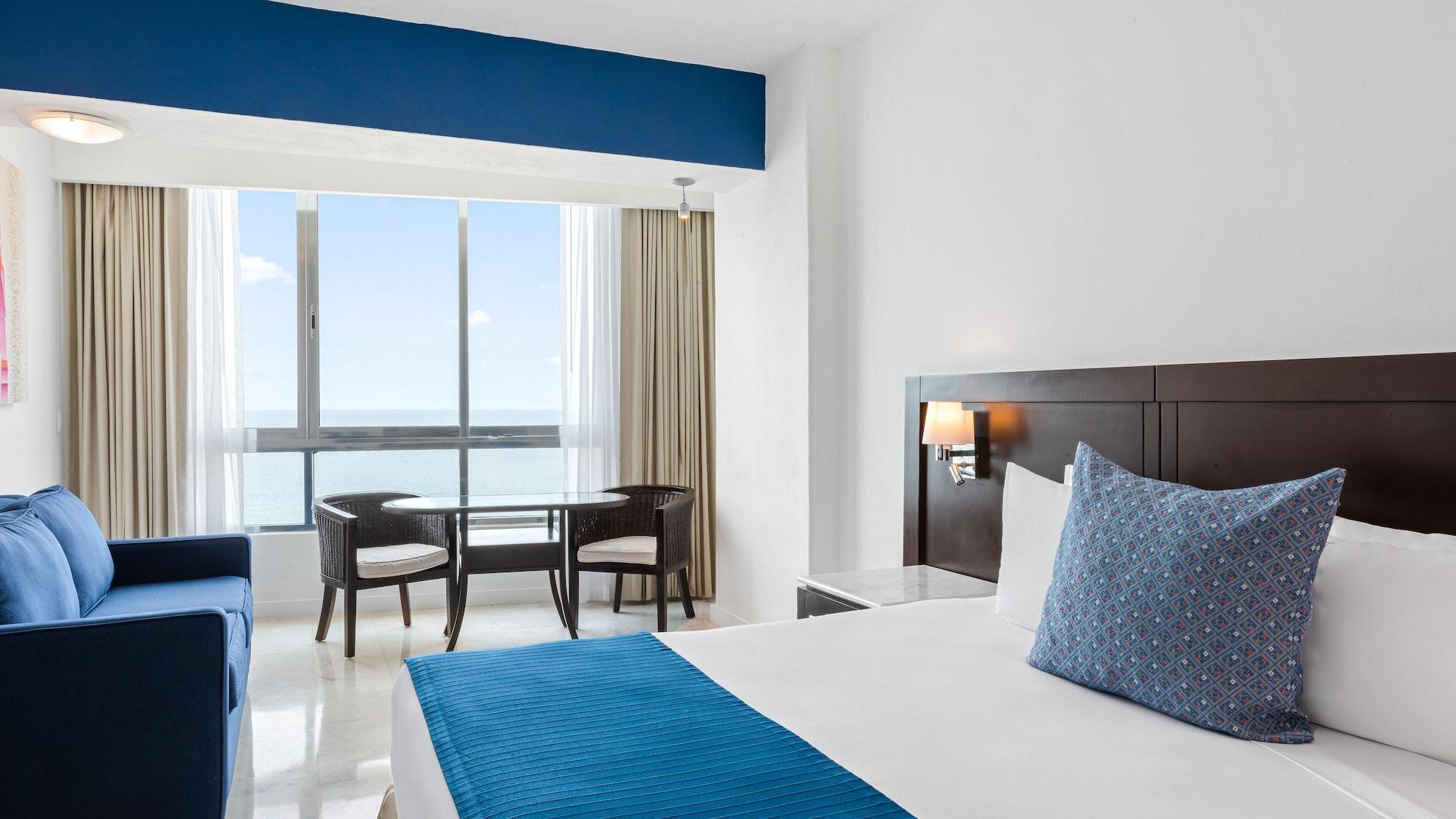 Park Royal Beach Mazatlán Exterior foto