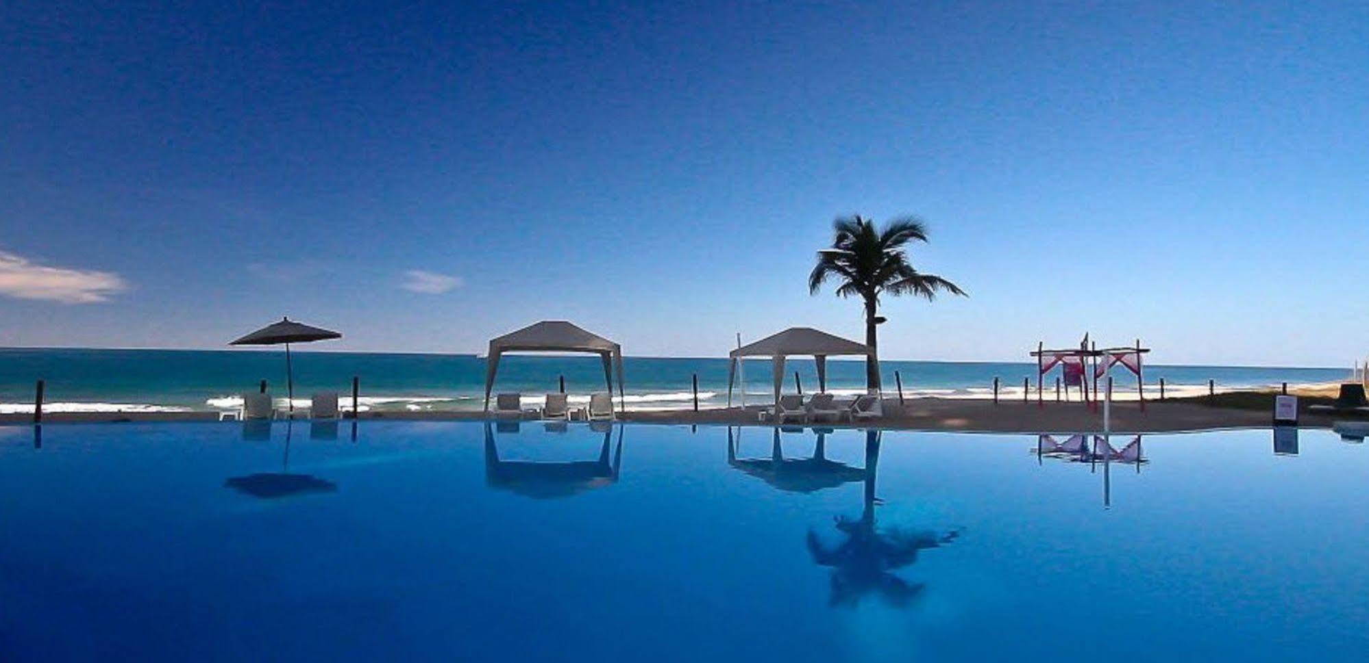 Park Royal Beach Mazatlán Exterior foto