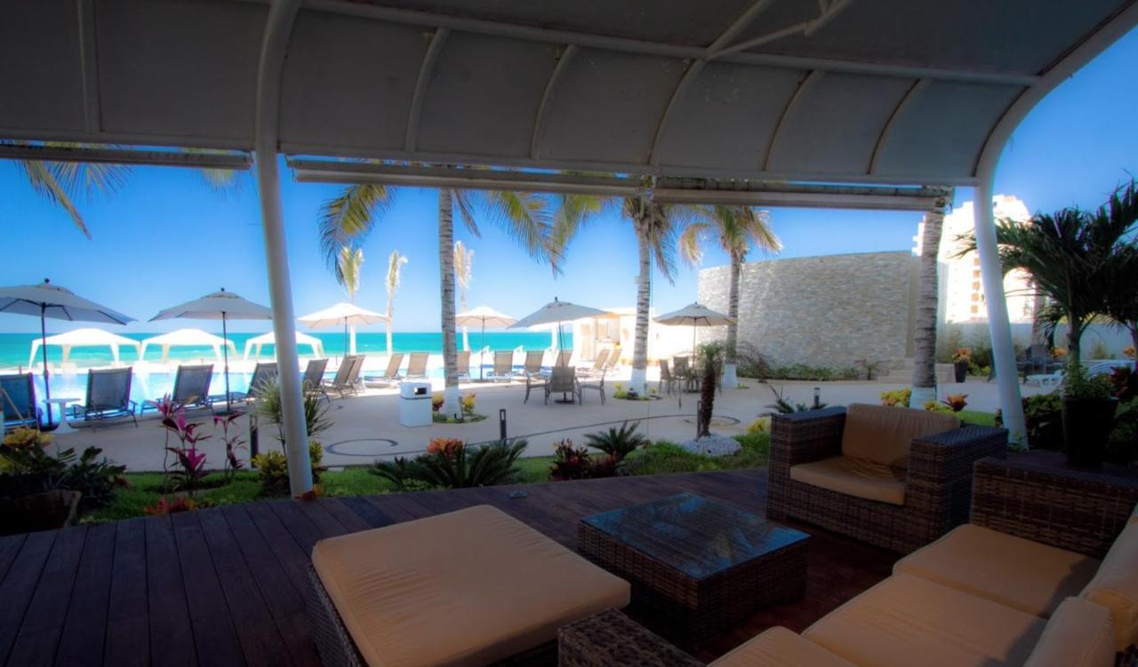 Park Royal Beach Mazatlán Exterior foto